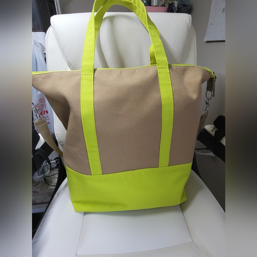 DKNY Large Zip Tote Beach Shopping Bag Be Delicious Pure New York 100% NWOT - Picture 4 of 9
